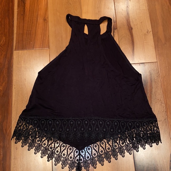 LIKE NEW- TRÈS BIEN LACE KEY HOLE MOCK NECK TANK TOP- WOMENS SMALL - Picture 5 of 6